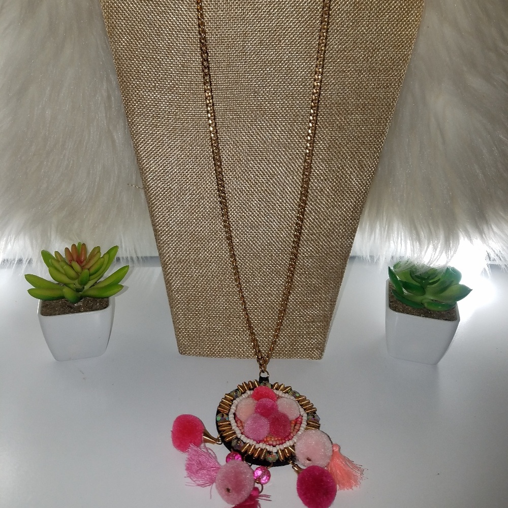 Trendy long necklace